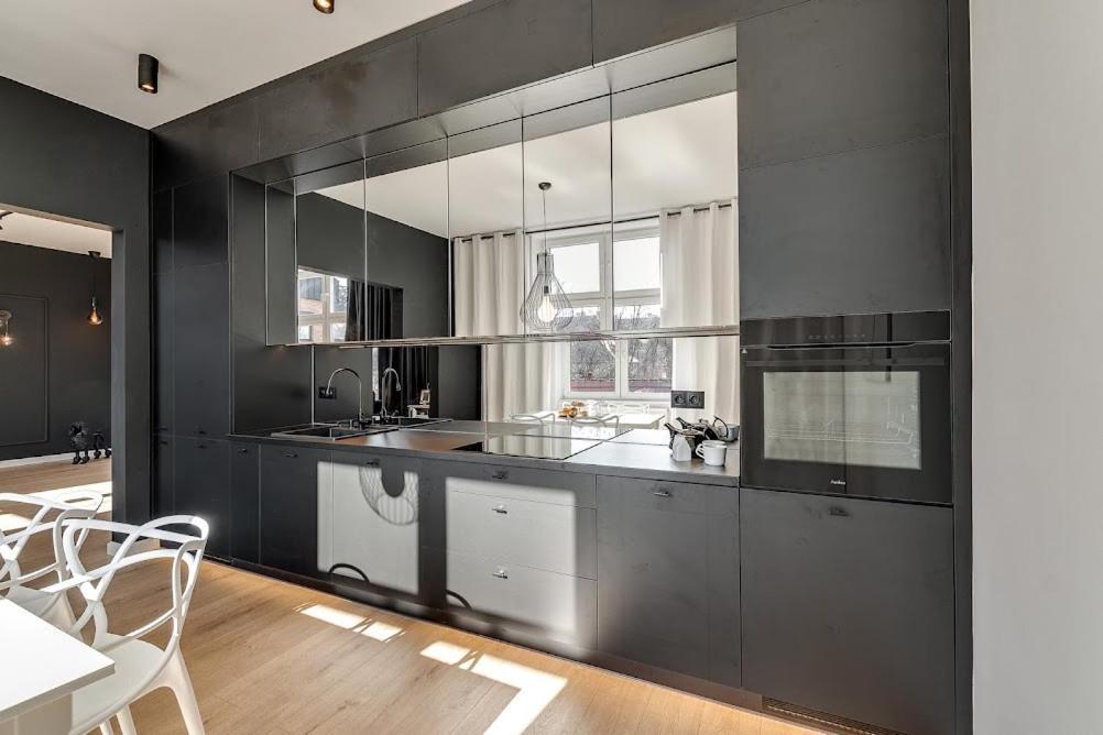 Jan III Sobieski - Luksusowy Apartament L Z Darmowym Prywatnym Parkingiem Gliwice Luaran gambar